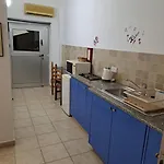 Апарт-отель C & A 4*