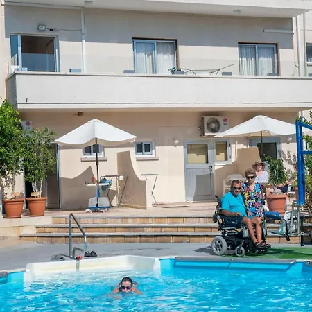 C & A Hotel apartamentowy Polis